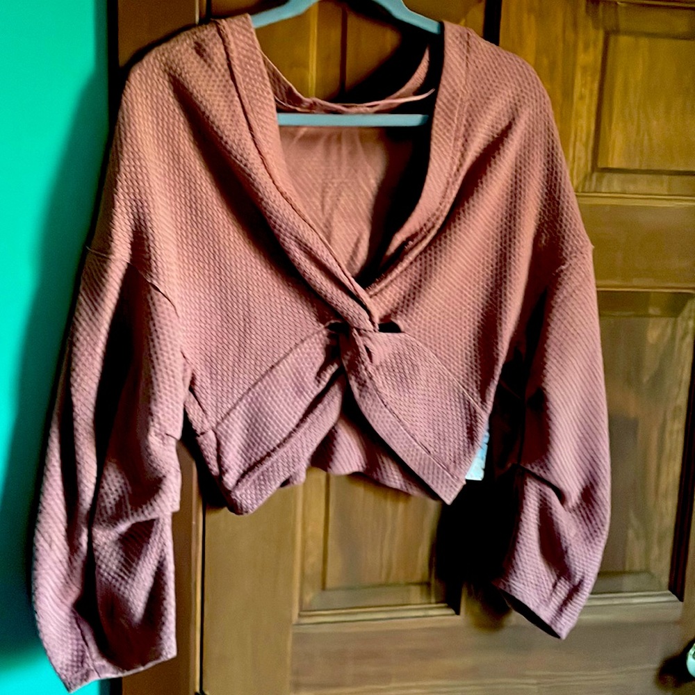 We The Free Xtra Small Sweater w/ Front Knot